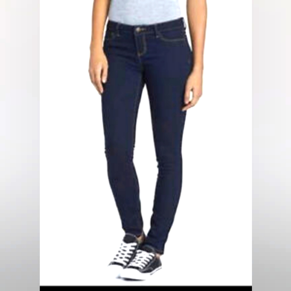 Lei used Emma jeggings